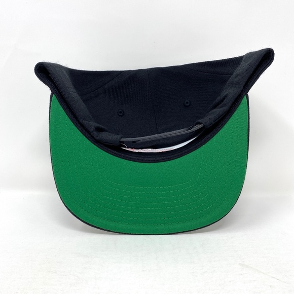 Red Cloud Snapback Hat Cap - Picture 6 of 6